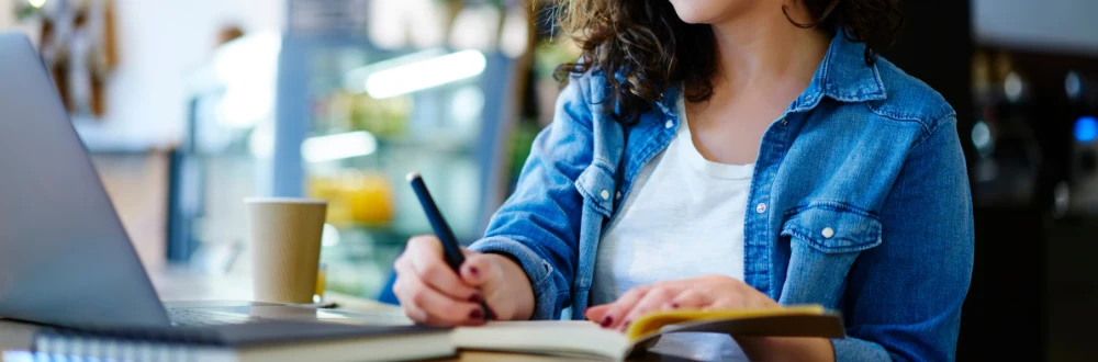 Conversion copywriting background